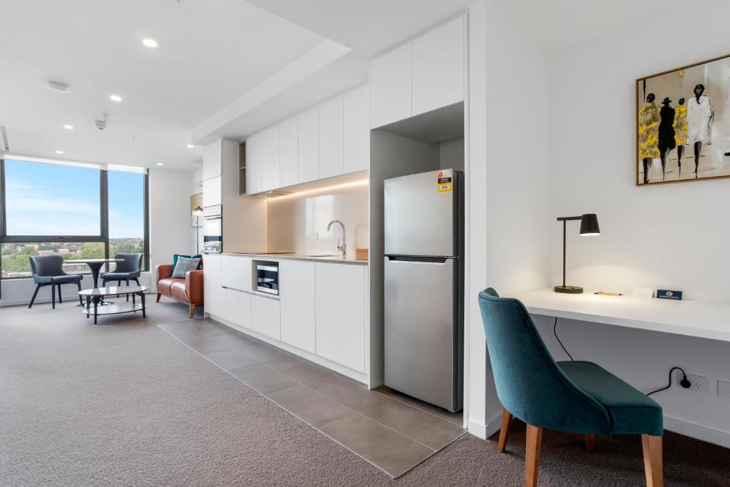 
One-Bedroom Apartment with  Queen Bed and Balcony
