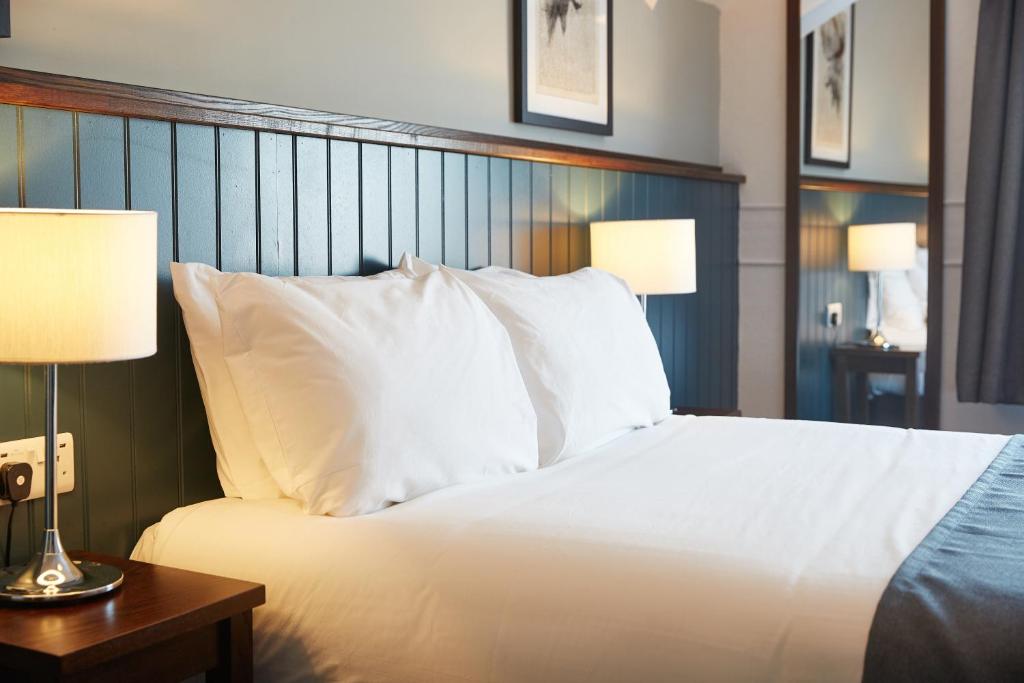 The Spyglass & Kettle by Greene King Inns - Resim 8