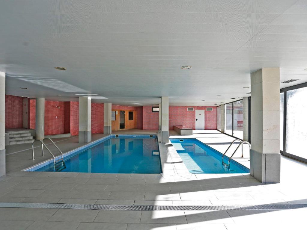 Bazén v ubytovaní Holiday Home Sol Cambrils Park-6 by Interhome alebo v jeho blízkosti