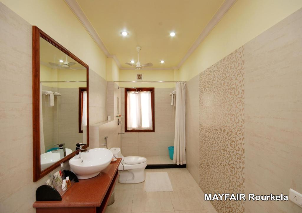 Koupelna v ubytování Mayfair Rourkela