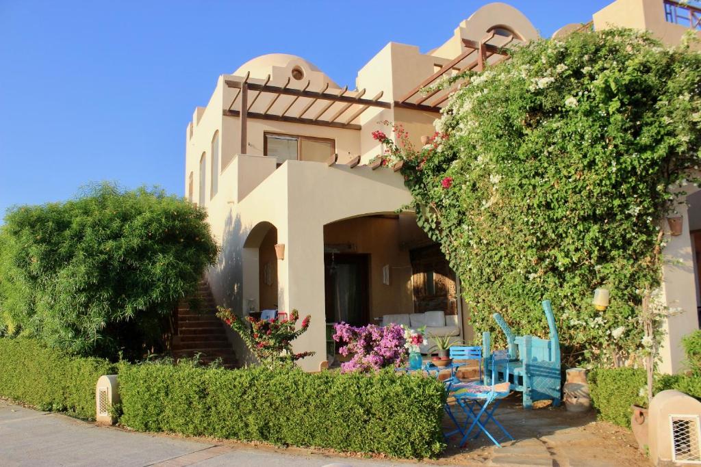 A garden outside Beit Matta