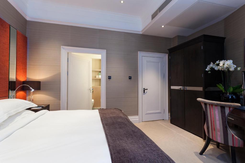 The Capital Hotel, Apartments & Townhouse - Small Luxury Hotels of The World - Resim 35