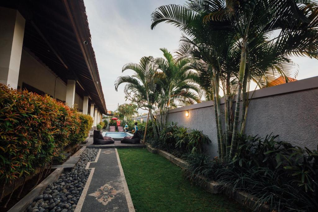 Ayu Guest House 2 - 3