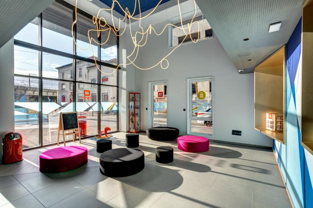 Posezení v ubytování MEININGER Hotel Lyon Centre Berthelot