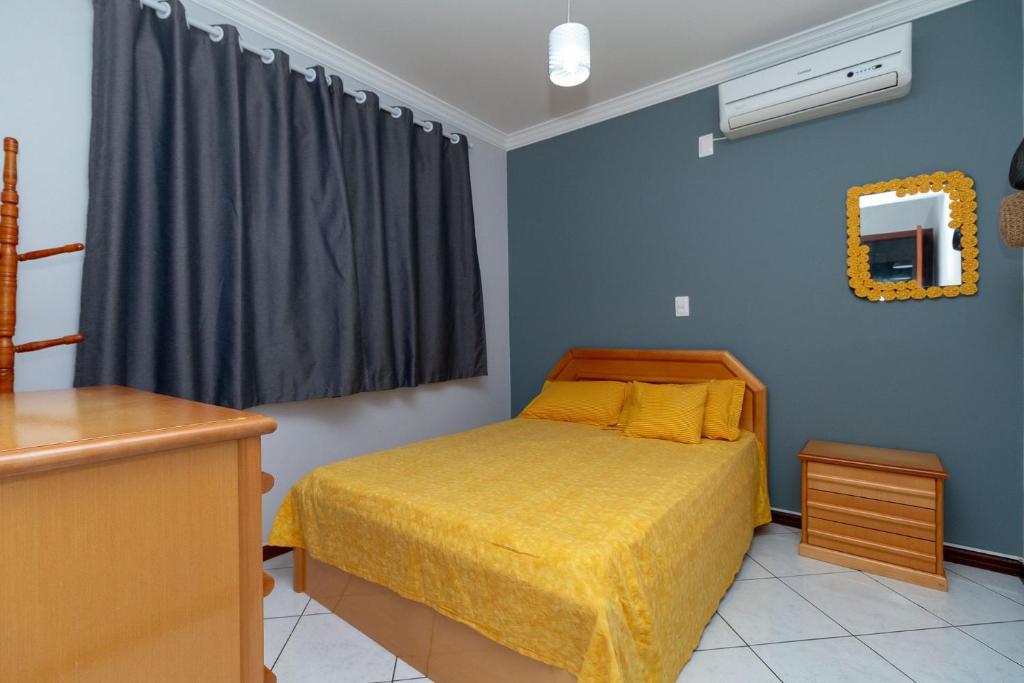  Aluguel Apartamento 3 quartos sendo 1 suíte Bombas/SC