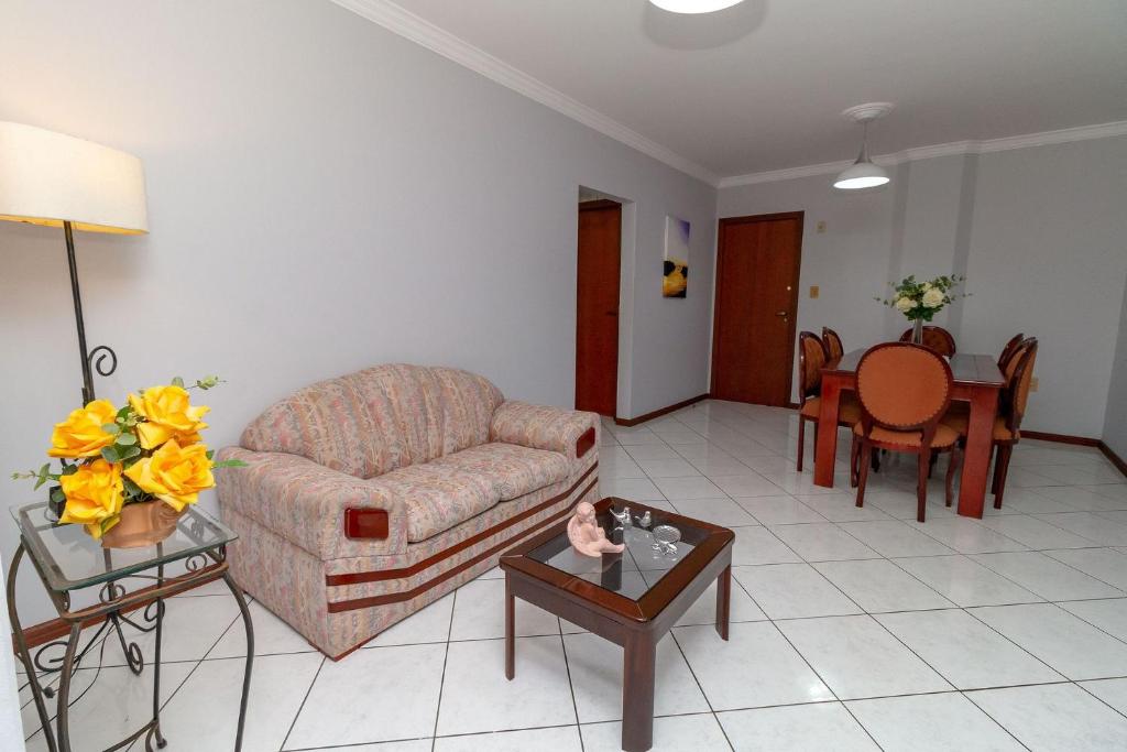  Aluguel Apartamento 3 quartos sendo 1 suíte Bombas/SC