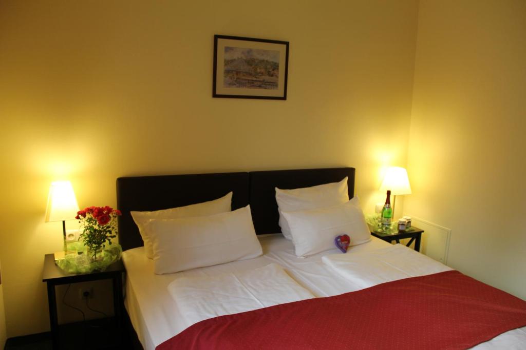 Landhotel Dresden - Resim 17