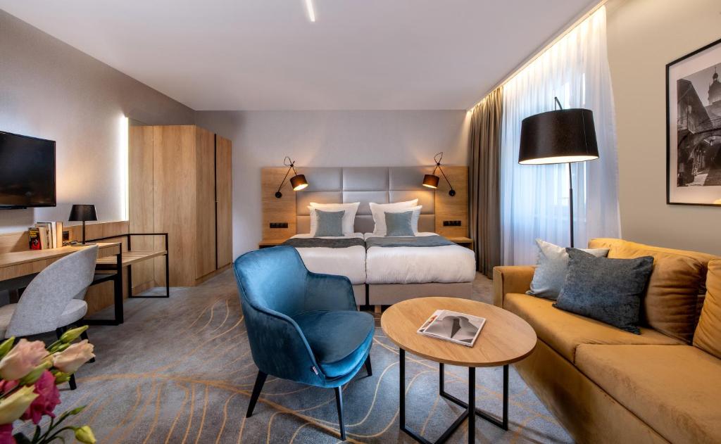 Hotel M29 - Deluxe Double Room