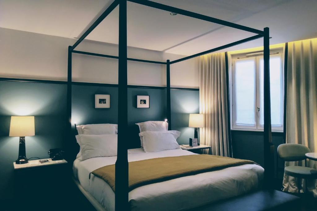 THE CHESS HOTEL - 19 Photos - 6 Rue Helder, Paris, France - Hotels