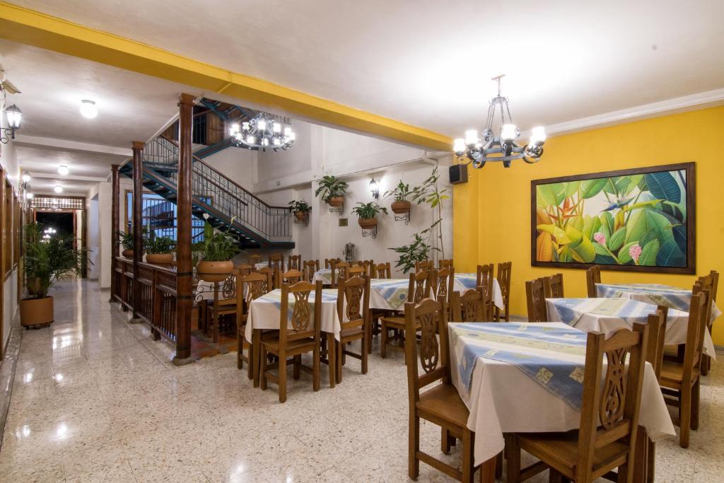 Restaurace v ubytování Hotel Valdivia Plaza