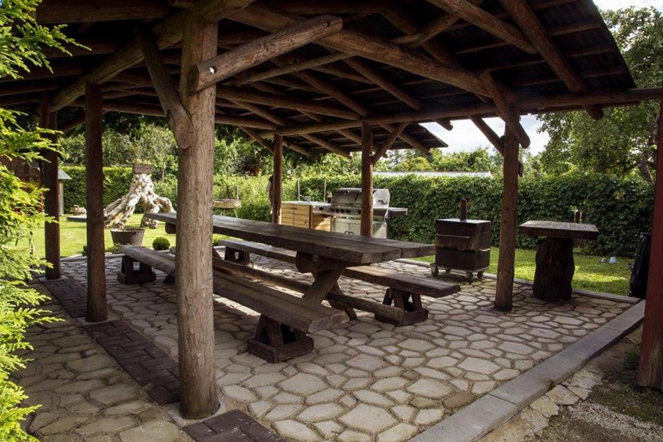 Zahrada ubytování Vahe Guest House