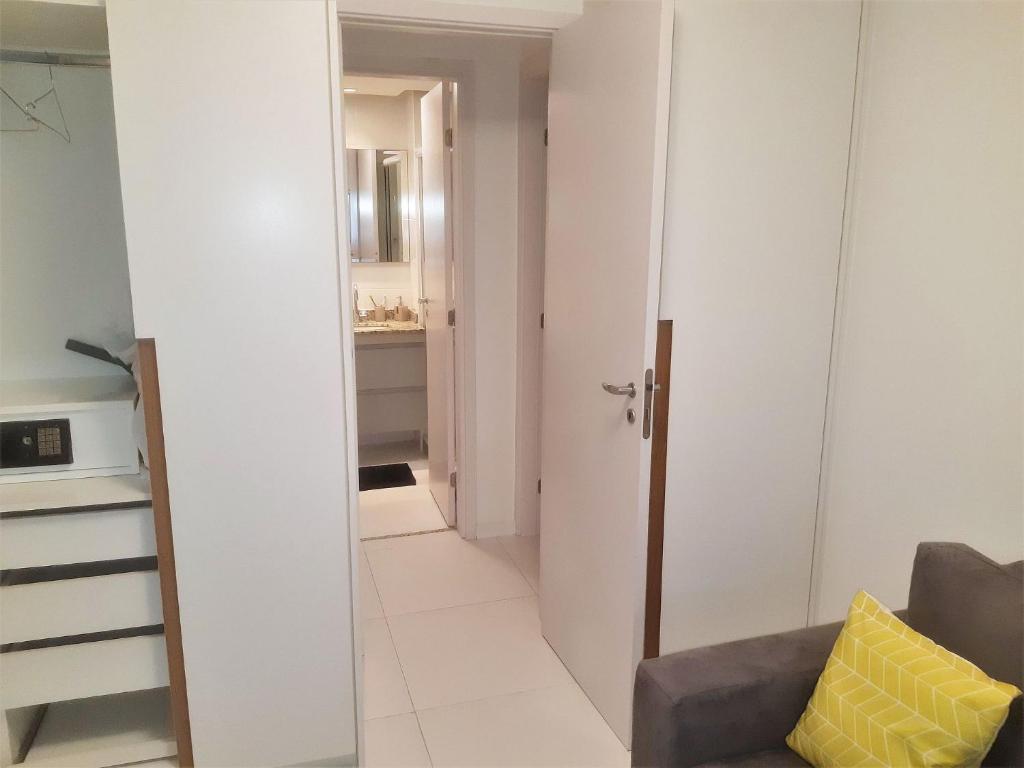  Super novo apartamento em condomínio fechado