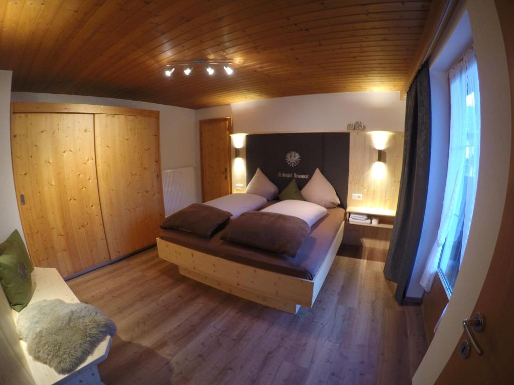 Postel nebo postele na pokoji v ubytování Haus Weitenstich
