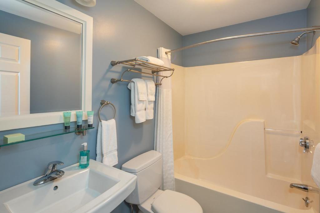 Glen Cove Inn & Suites Rockport photo