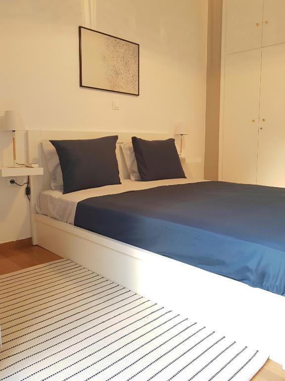 Colourful Apartment in the heart of Athens - 2