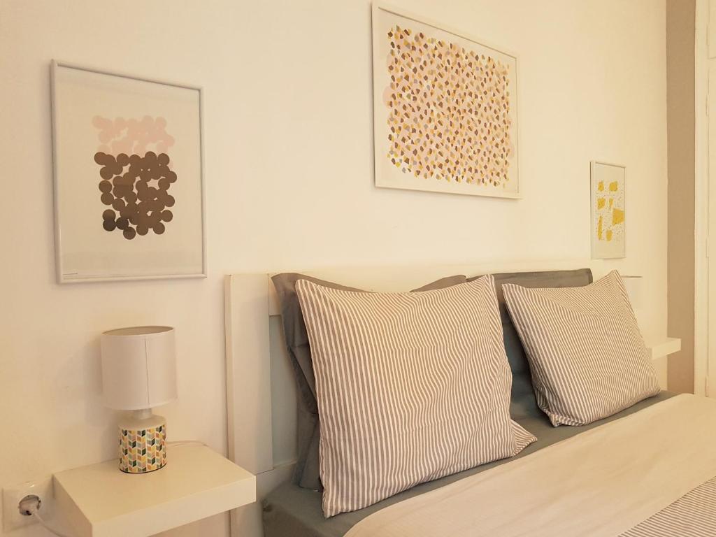 Colourful Apartment in the heart of Athens - 5