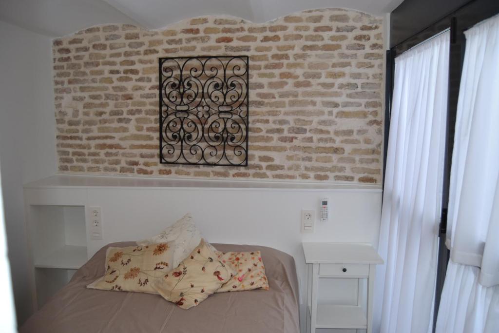 DUPLEX ALAMEDA DE HERCULES - 三居室公寓