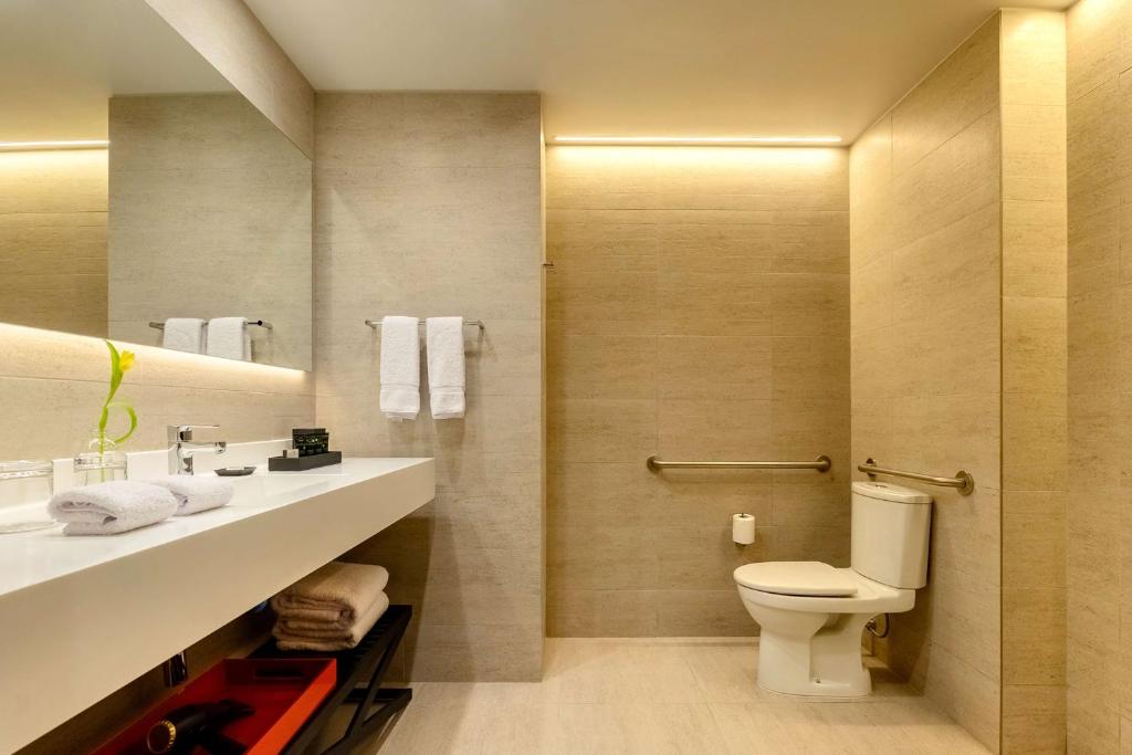 Koupelna v ubytování Hyatt Centric Las Condes Santiago