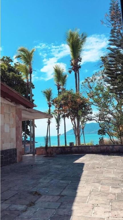  Pé Na Areia da Praia