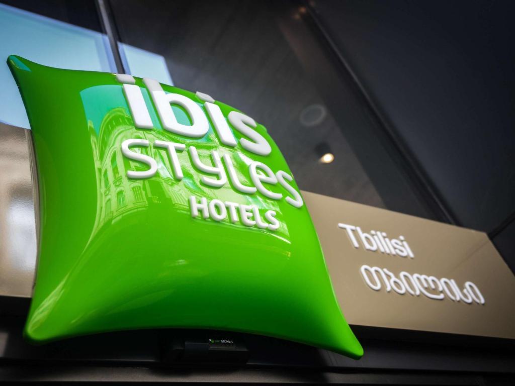 Certifikát, hodnocení, plakát nebo jiný dokument vystavený v ubytování ibis Styles Tbilisi Center