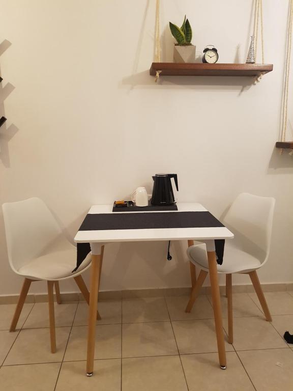 Stylish Central Apartment, Λάρισα – Ενημερωμένες τιμές για το 2023