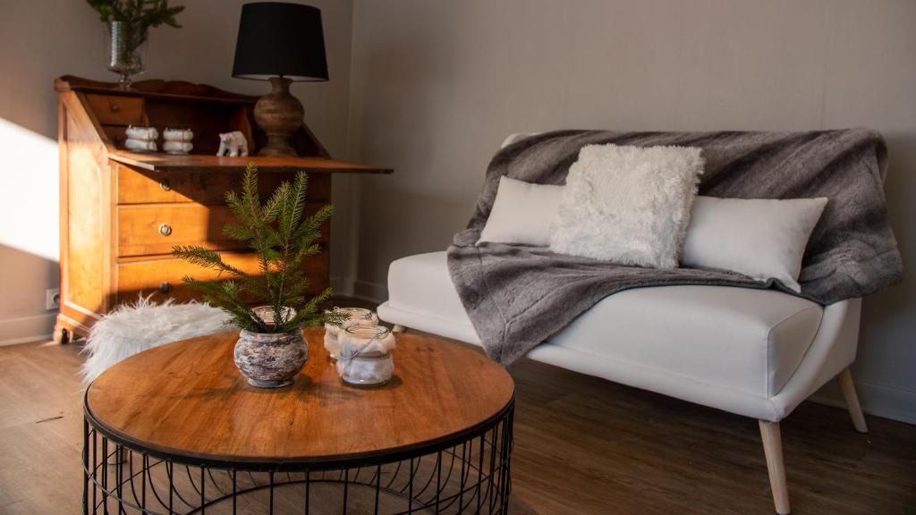 Posezení v ubytování Hôtel Arbois Bettex