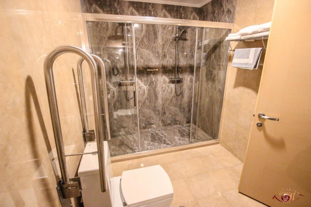 Uma casa de banho em Sharm Hotel Luxury