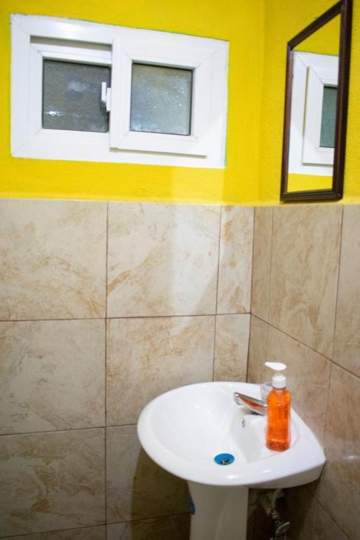 Casa Maya Itza - Habitación Doble Con Baño Privado