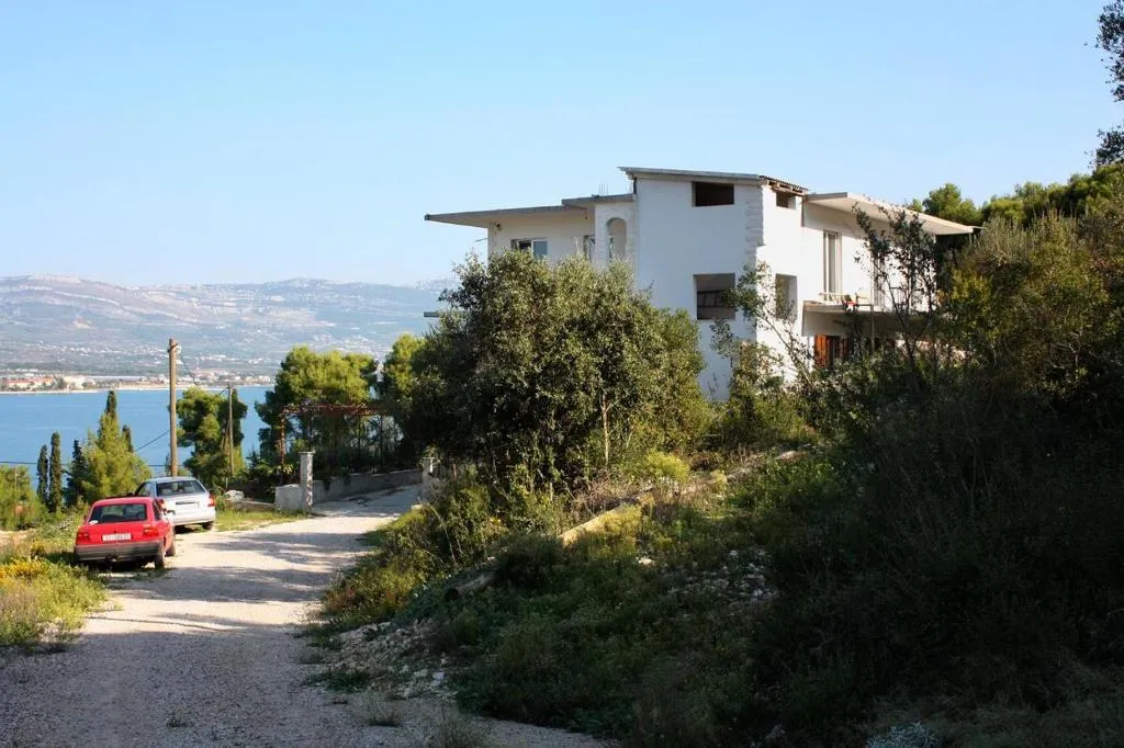 Apartments with a parking space Arbanija, Ciovo - 5228, Trogir, Croaţia