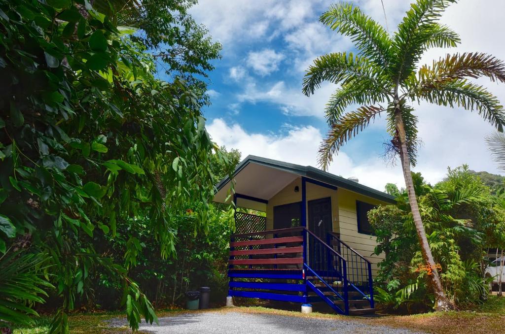 Zahrada ubytování Thornton Beach Bungalows Daintree