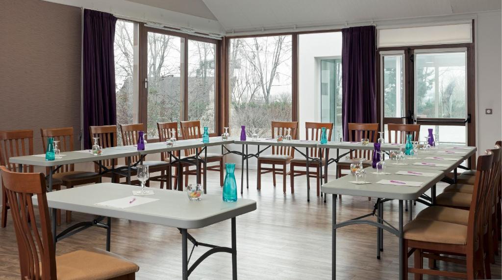 Restaurace v ubytování ibis styles Brive Ouest