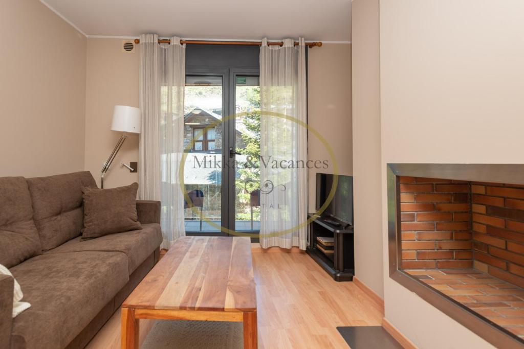 Χώρος καθιστικού στο Mikka-Solana CONFORT