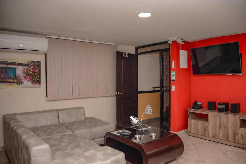 The 9's Apartahotel - Apartment With Terrace