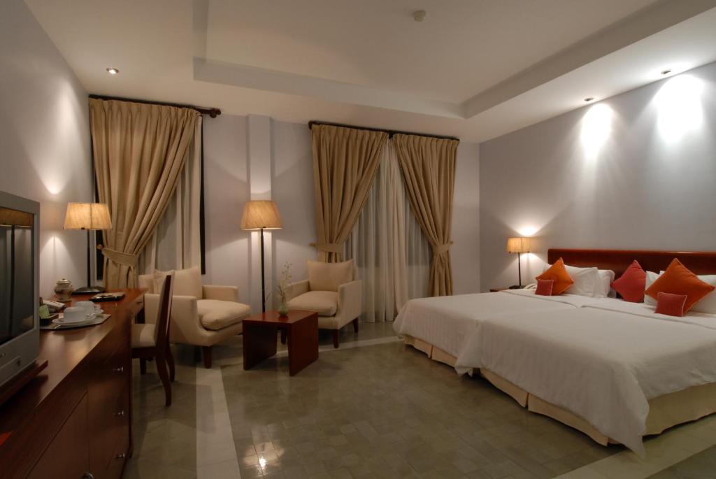 Villa Hue Hotel