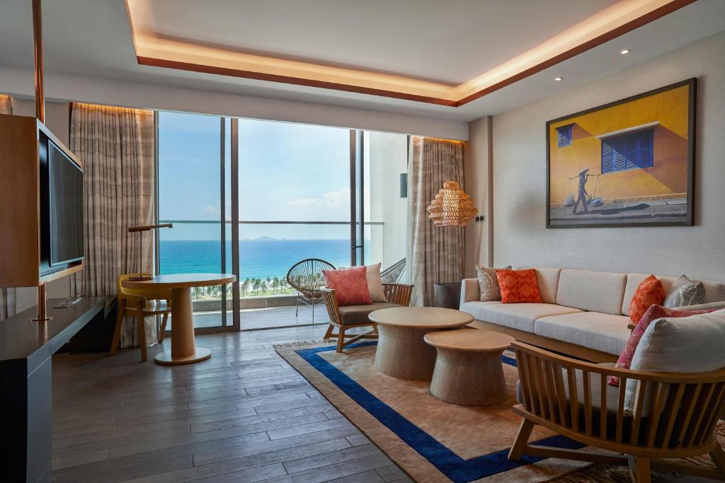 Suite Junior Nhìn Ra Đại dương - Quyền Sử Dụng Executive Lounge Miễn Phí