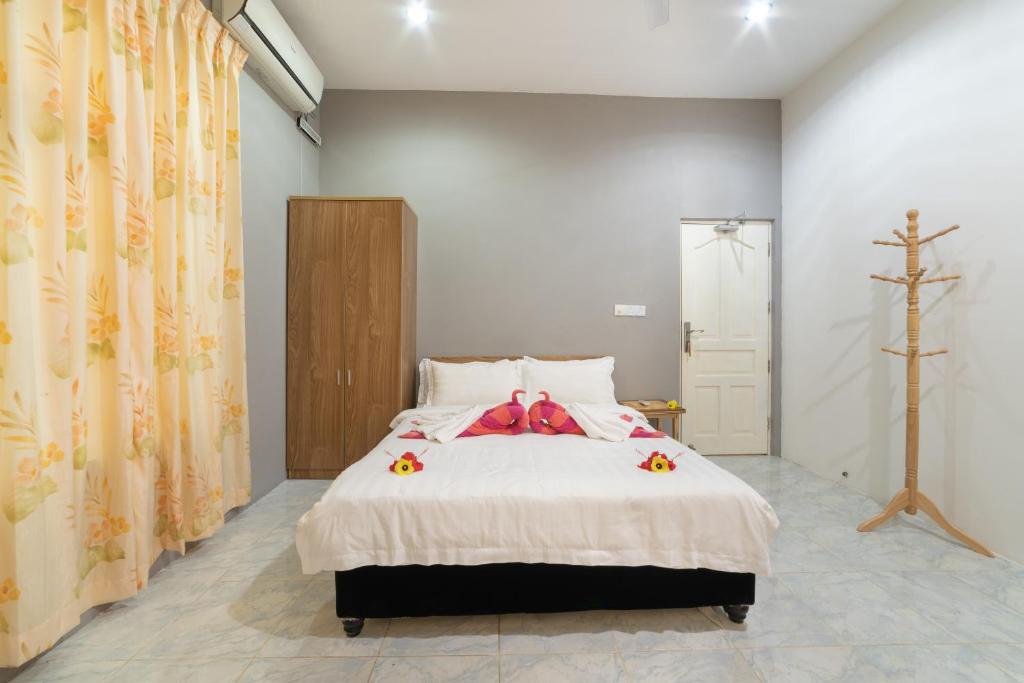 Koimala Beach Ukulhas - 16