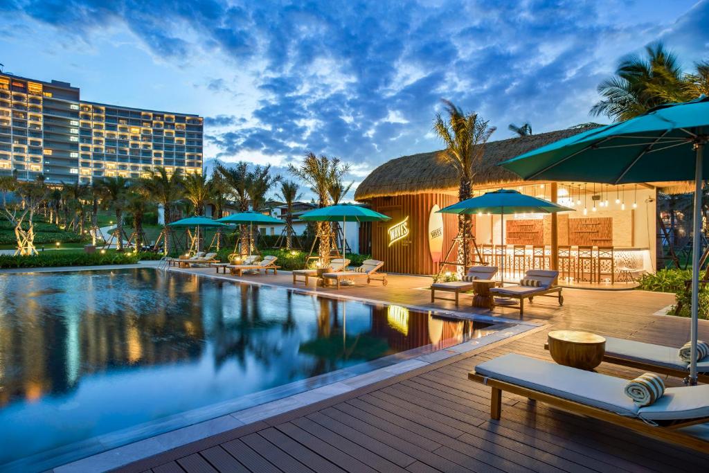 giá phòng biệt thự Oceanfront Nha Trang