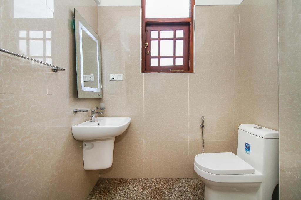 Lioni Holidays Villa - 13