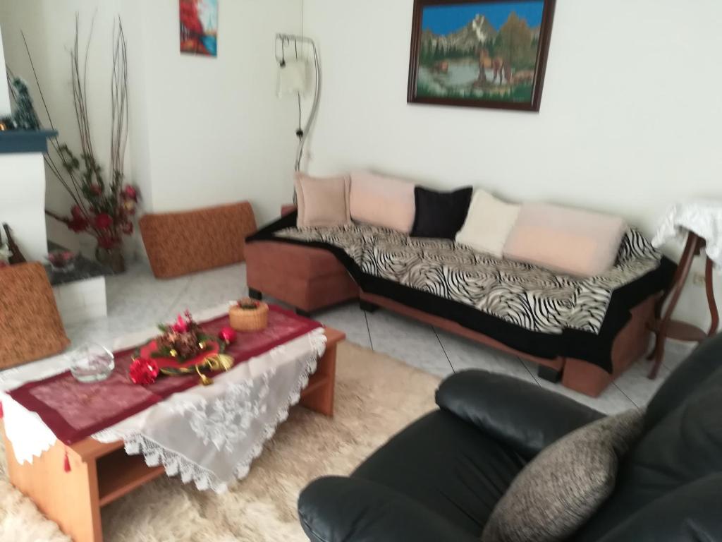 Posezení v ubytování 2nd Floor Apartment In Volos
