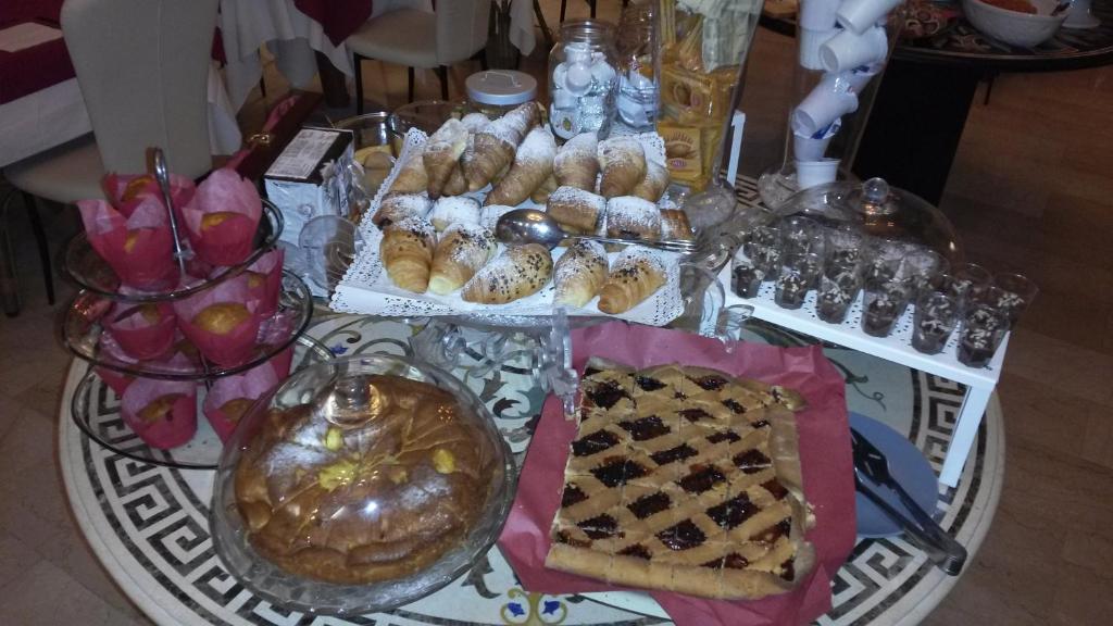 Hotel La Perla Rimini - Resim 23