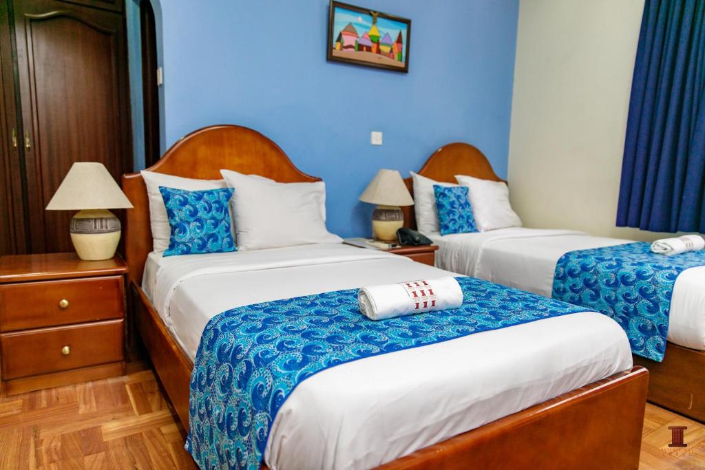 Mahogany Lodge, Cantonments photo