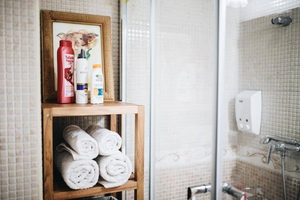 Cheap & Chic in the center of Sevilla, Seville – Updated 2023 ...