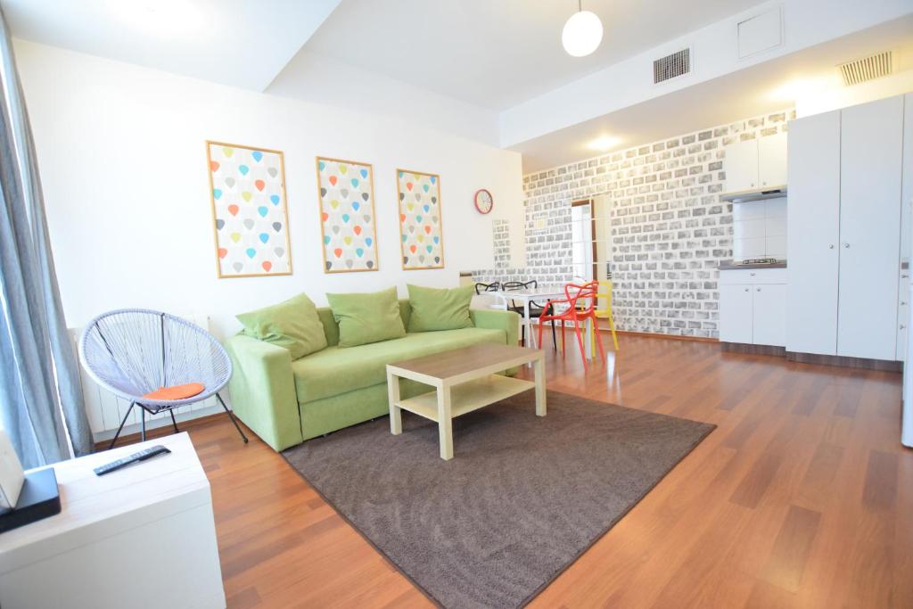 
Two-Bedroom Apartment 4
