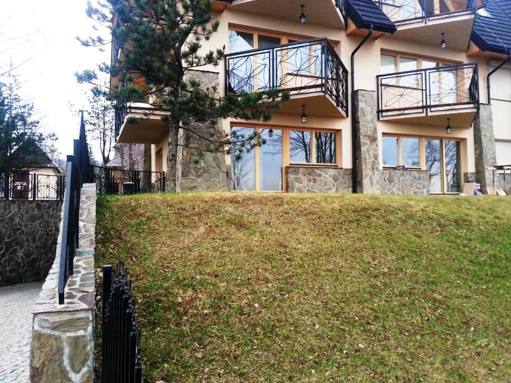 Budova, v ktorej sa apartmán nachádza