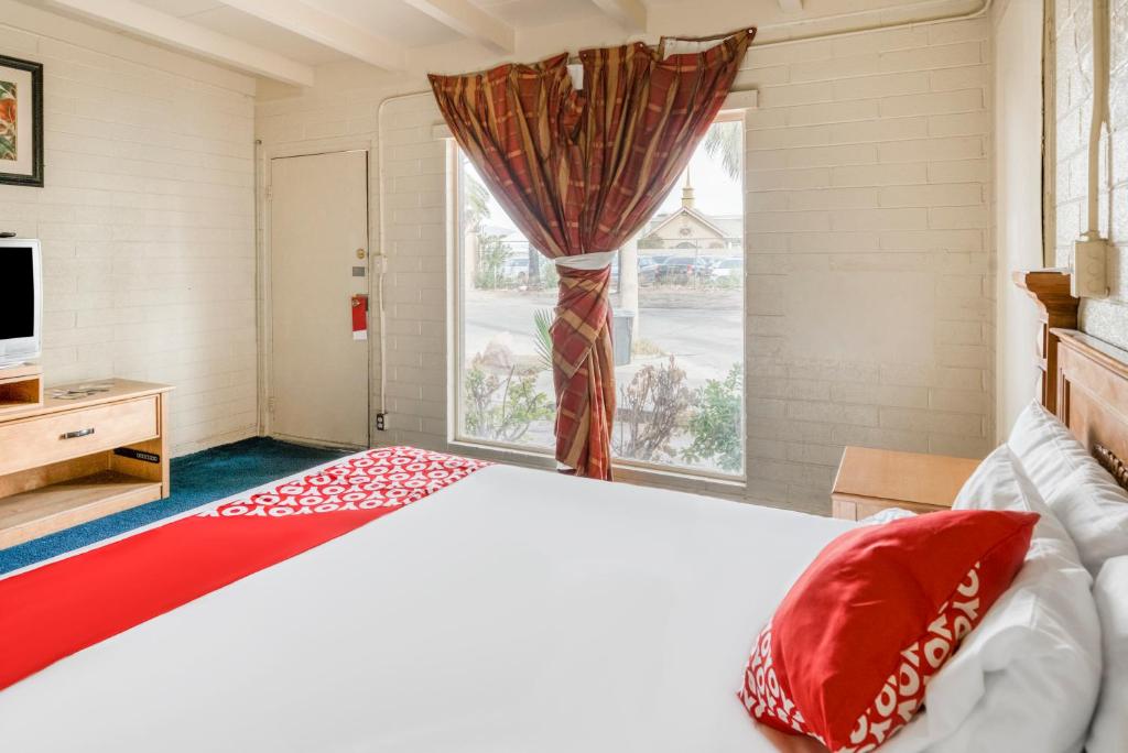 OYO Oasis Motel Las Vegas I-15 - Fumez Au Lit King
