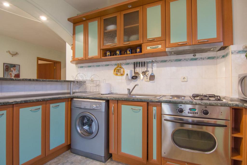 Kuchyň nebo kuchyňský kout v ubytování Boutique Guest House IKONOMOV