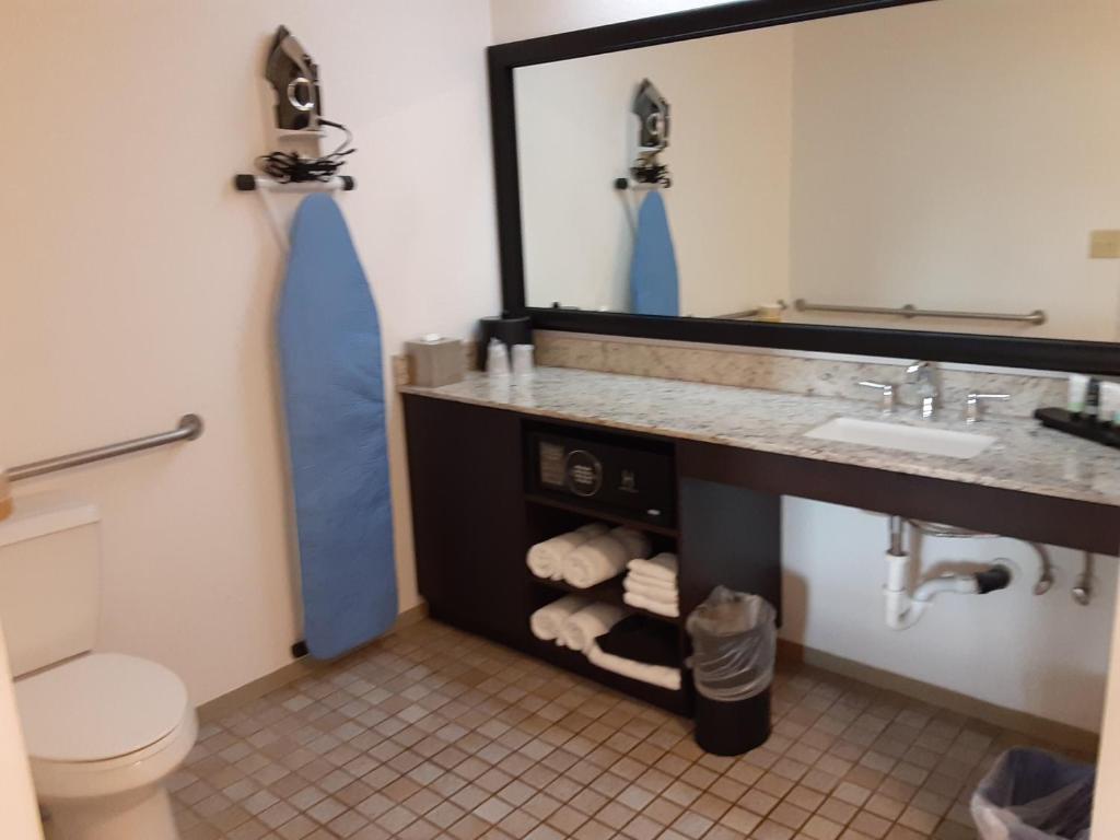 Mission Inn - Queen Room - Acceso A La Discapacidad