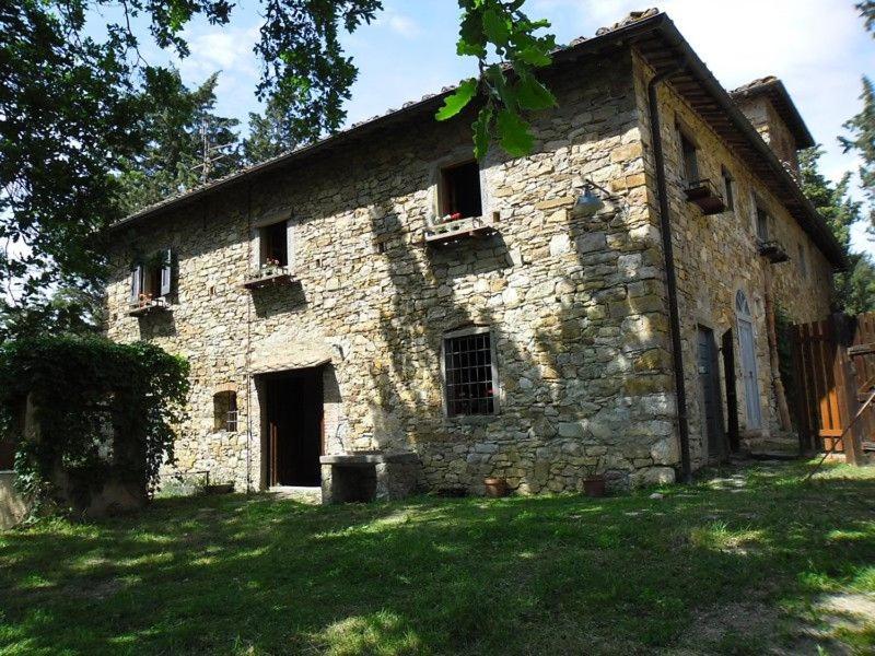 Το κτήριο όπου στεγάζεται  η παραθεριστική κατοικία