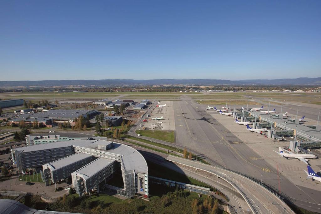 Letecký snímek ubytování Radisson Blu Airport Hotel, Oslo Gardermoen