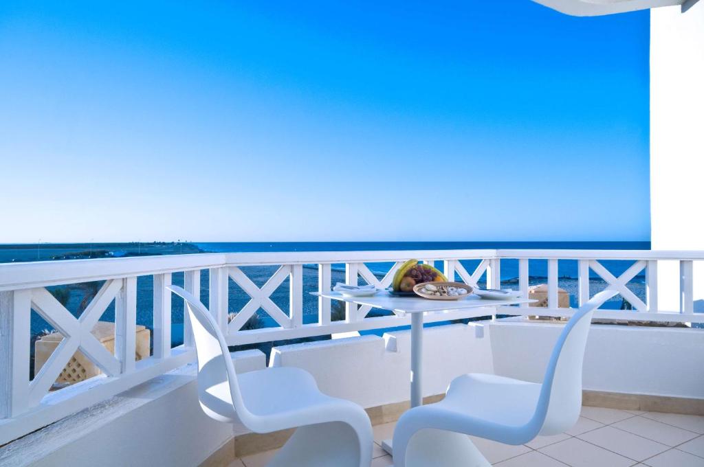 Balkón alebo terasa v ubytovaní Radisson Blu Palace Resort & Thalasso, Djerba
